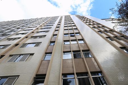 Apartamento à venda com 238m², 4 quartos e 2 vagasFachada