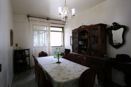 Apartamento à venda com 238m², 4 quartos e 2 vagasSala de Jantar