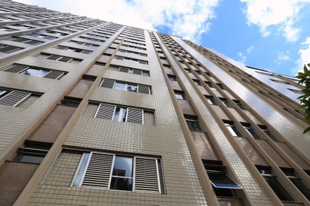 Apartamento à venda com 238m², 4 quartos e 2 vagasFachada