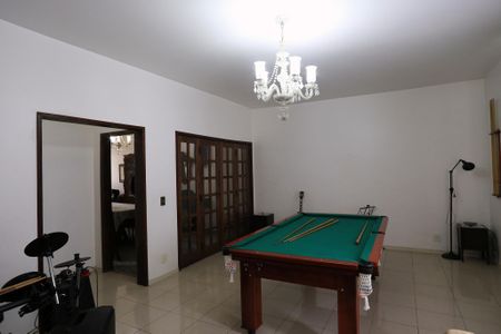 Apartamento à venda com 238m², 4 quartos e 2 vagasSala