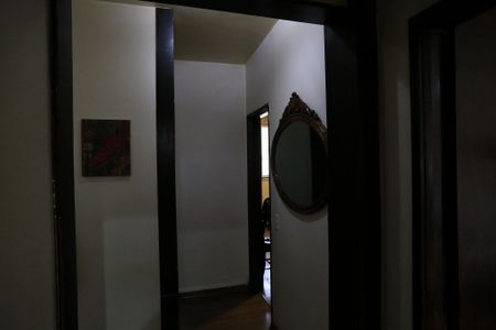 Apartamento à venda com 238m², 4 quartos e 2 vagasCorredor