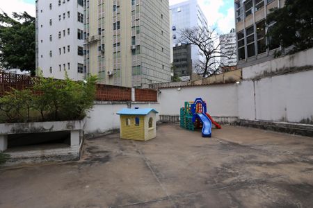 Apartamento à venda com 238m², 4 quartos e 2 vagasÁrea comum - Playground
