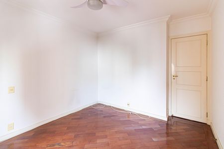 Apartamento à venda com 203m², 4 quartos e 3 vagasSuíte 2