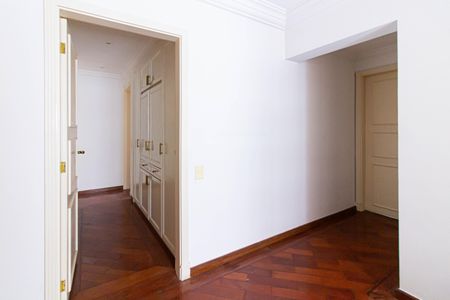 Apartamento à venda com 203m², 4 quartos e 3 vagasEscritório