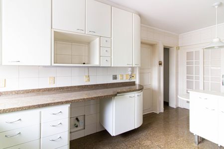 Apartamento à venda com 203m², 4 quartos e 3 vagasCozinha