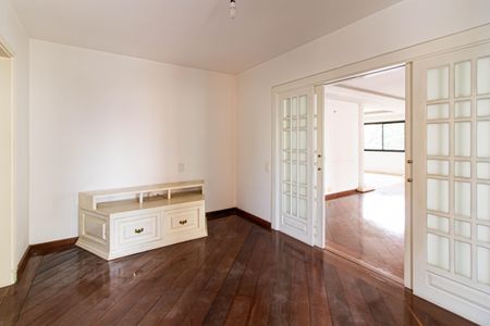 Apartamento à venda com 203m², 4 quartos e 3 vagasSuíte 1