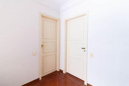 Apartamento à venda com 203m², 4 quartos e 3 vagasEscritório