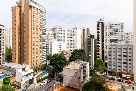 Apartamento à venda com 203m², 4 quartos e 3 vagasVista da Suíte 4