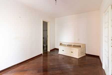 Apartamento à venda com 203m², 4 quartos e 3 vagasSuíte 1