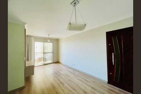 Sala de apartamento à venda com 3 quartos, 74m² em Picanço, Guarulhos
