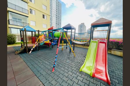 Apartamento à venda com 74m², 3 quartos e 1 vaga Apartamento à venda com 74m², 3 quartos e 1 vagaÁrea comum