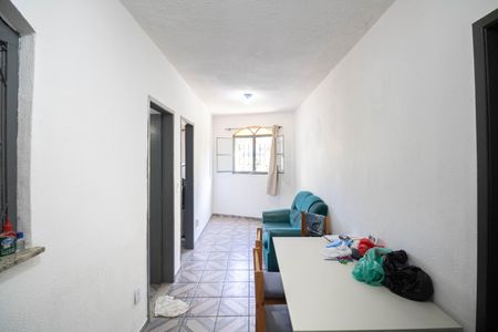 Casa para alugar com 69m², 2 quartos e sem vagaSala