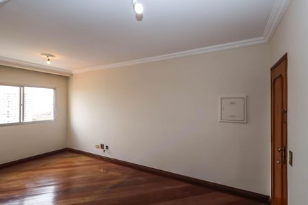 Apartamento à venda com 62m², 2 quartos e 1 vagaSala