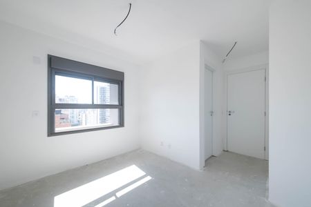 Apartamento para alugar com 81m², 2 quartos e 1 vagaSuite