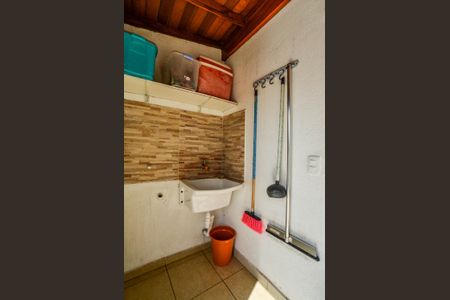 Apartamento à venda com 104m², 2 quartos e 1 vagaÁrea de Serviço