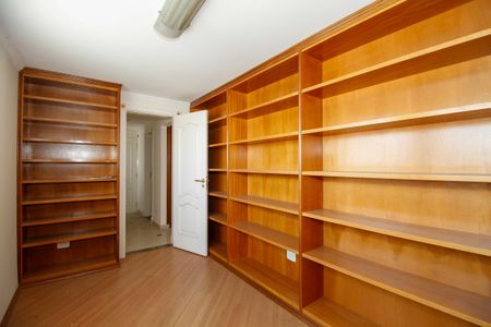 Apartamento à venda com 669m², 5 quartos e 5 vagasQuarto 3 (Cobertura)