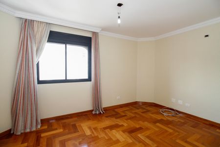 Apartamento à venda com 669m², 5 quartos e 5 vagasSuíte 4
