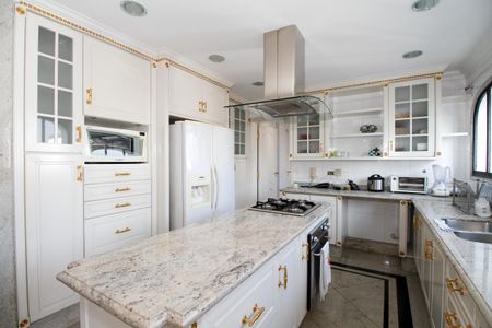 Apartamento à venda com 669m², 5 quartos e 5 vagasCozinha