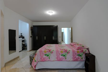 Casa para alugar com 238m², 4 quartos e 2 vagasQuarto 1 - Suíte