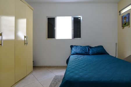 Casa para alugar com 238m², 4 quartos e 2 vagasQuarto 3