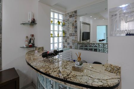 Casa para alugar com 238m², 4 quartos e 2 vagasLavabo