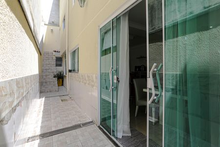 Casa para alugar com 238m², 4 quartos e 2 vagasCorredor de Serviço