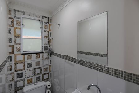 Casa para alugar com 238m², 4 quartos e 2 vagasLavabo