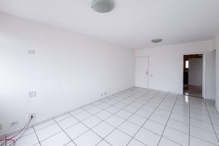 Apartamento à venda com 100m², 3 quartos e 2 vagasSala