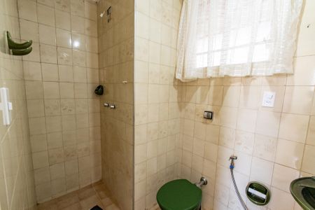 Apartamento à venda com 70m², 2 quartos e sem vagaBanheiro Social