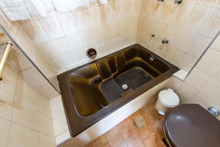 Apartamento à venda com 70m², 2 quartos e sem vagaBanheiro da suíte 2