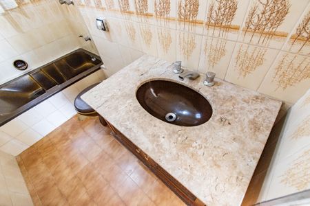 Apartamento à venda com 70m², 2 quartos e sem vagaBanheiro da suíte 2