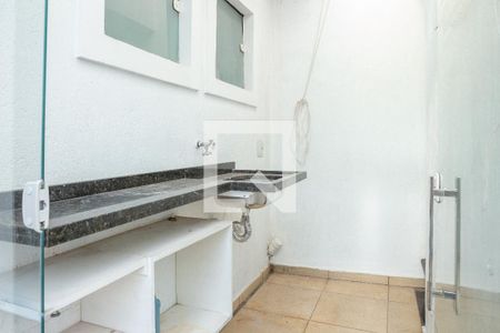 Casa à venda com 120m², 2 quartos e 2 vagasÁrea de Serviço