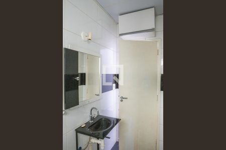 Casa à venda com 120m², 2 quartos e 2 vagasBanheiro 1