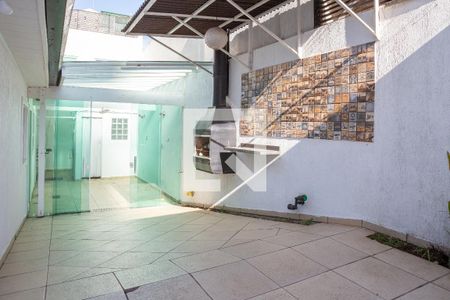 Casa à venda com 120m², 2 quartos e 2 vagasGaragem