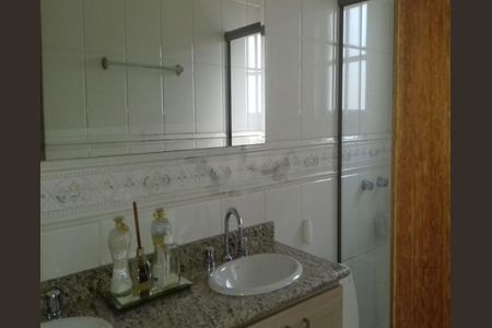 Casa à venda com 3 quartos, 176m² em Cidade Ademar, São Paulo