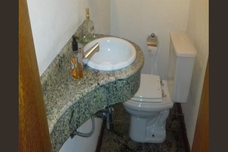 Casa à venda com 3 quartos, 176m² em Cidade Ademar, São Paulo