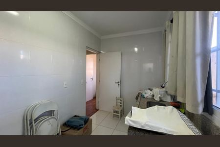 Casa à venda com 175m², 2 quartos e 2 vagas Casa à venda com 175m², 2 quartos e 2 vagasCozinha