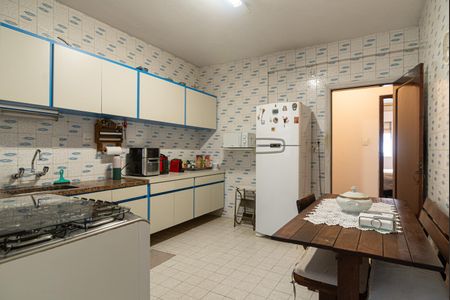 Apartamento à venda com 161m², 3 quartos e 1 vagaCozinha