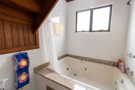 Apartamento à venda com 158m², 3 quartos e 1 vagaBanheiro 2