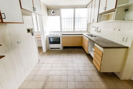 Apartamento à venda com 157m², 3 quartos e 3 vagasCozinha 