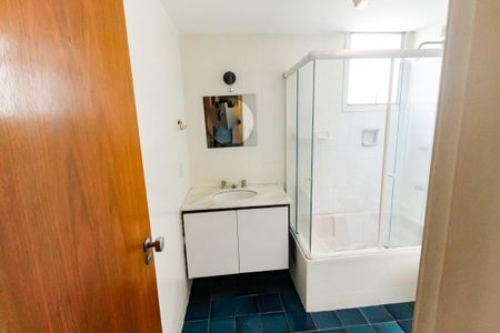 Apartamento à venda com 157m², 3 quartos e 3 vagasBanheiro da Suíte