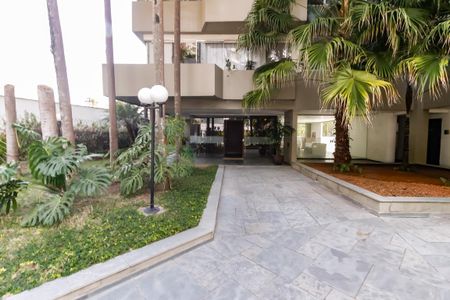 Apartamento à venda com 157m², 3 quartos e 3 vagasEntrada