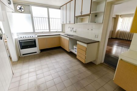 Apartamento à venda com 157m², 3 quartos e 3 vagasCozinha 