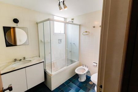 Apartamento à venda com 157m², 3 quartos e 3 vagasBanheiro da Suíte