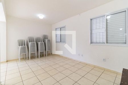 Apartamento à venda com 67m², 2 quartos e sem vagaÁrea comum