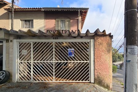 Casa à venda com 125m², 2 quartos e 2 vagasFachada