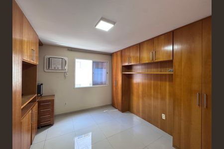 Apartamento à venda com 85m², 3 quartos e 2 vagasSuíte