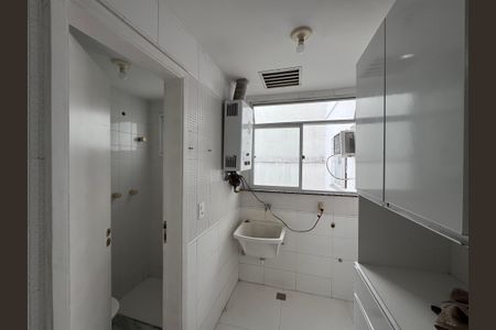 Apartamento à venda com 85m², 3 quartos e 2 vagasCozinha e Área de Serviço