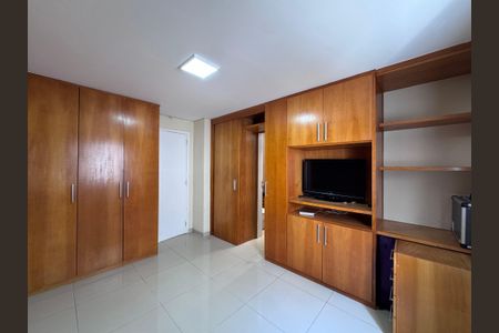 Apartamento à venda com 85m², 3 quartos e 2 vagasSuíte