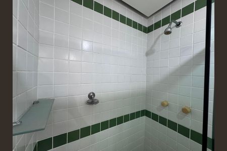 Apartamento à venda com 85m², 3 quartos e 2 vagasBanheiro Social